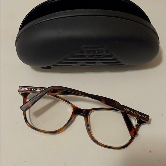 Armani exchange eyeglasses new condition. You can change the lenses - Picture 7 of 12
